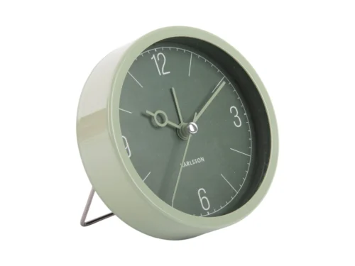 Wekker Skierine Groen van Karlsson, compacte ronde alarmklok met aluminium behuizing en mintgroene wijzerplaat
