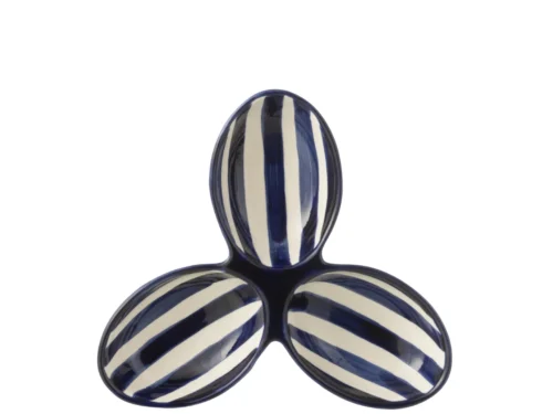 Colvia keramieken schaal in blauw-wit gestreept, driebladig design voor hapjes en decoratie