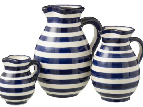 Schenkkan Willemstad keramiek meerkleurig met blauw-witte strepen, set van drie formaten