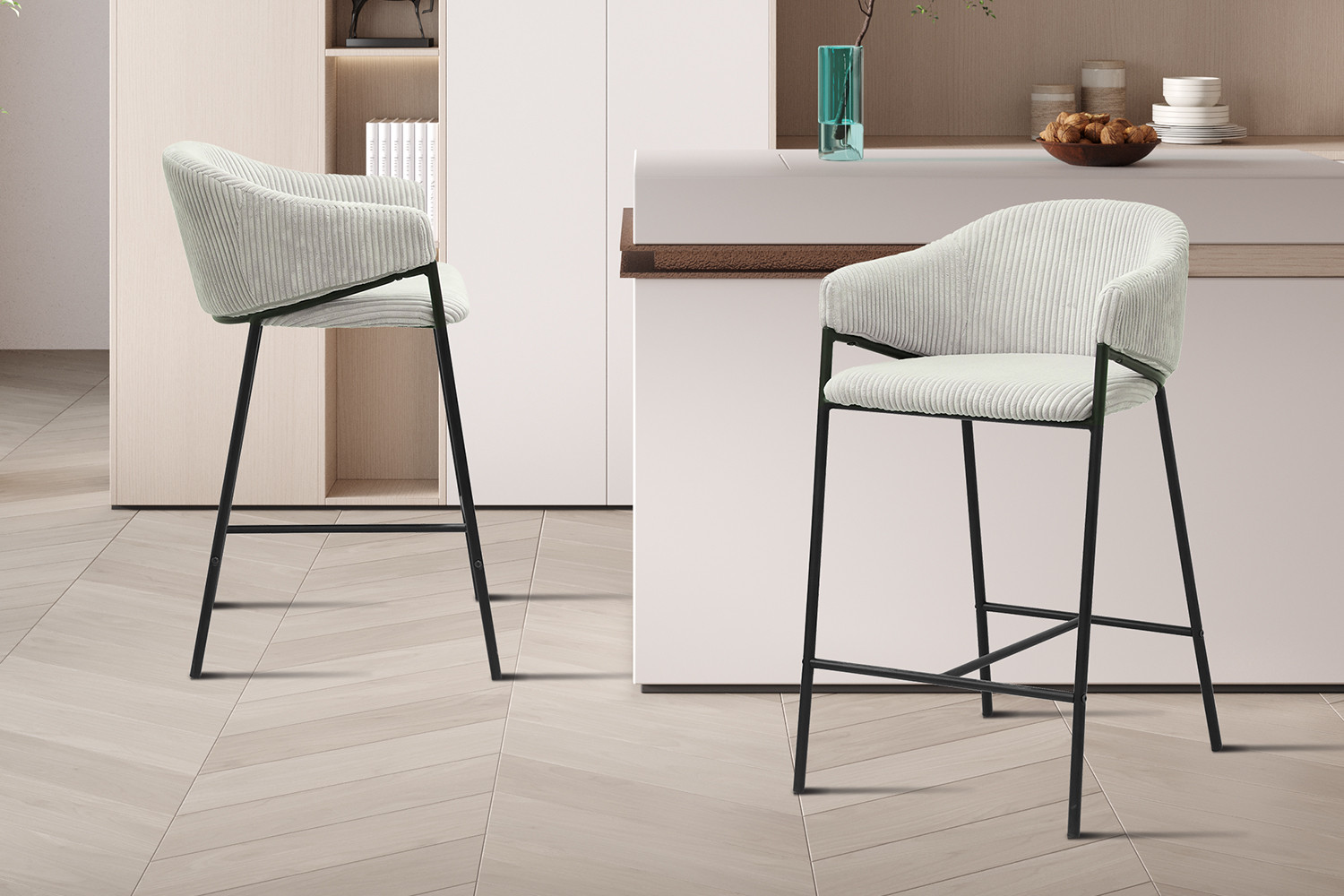 Barkruk Gienun met licht beklede zitting, zwarte metalen poten en modern compact design