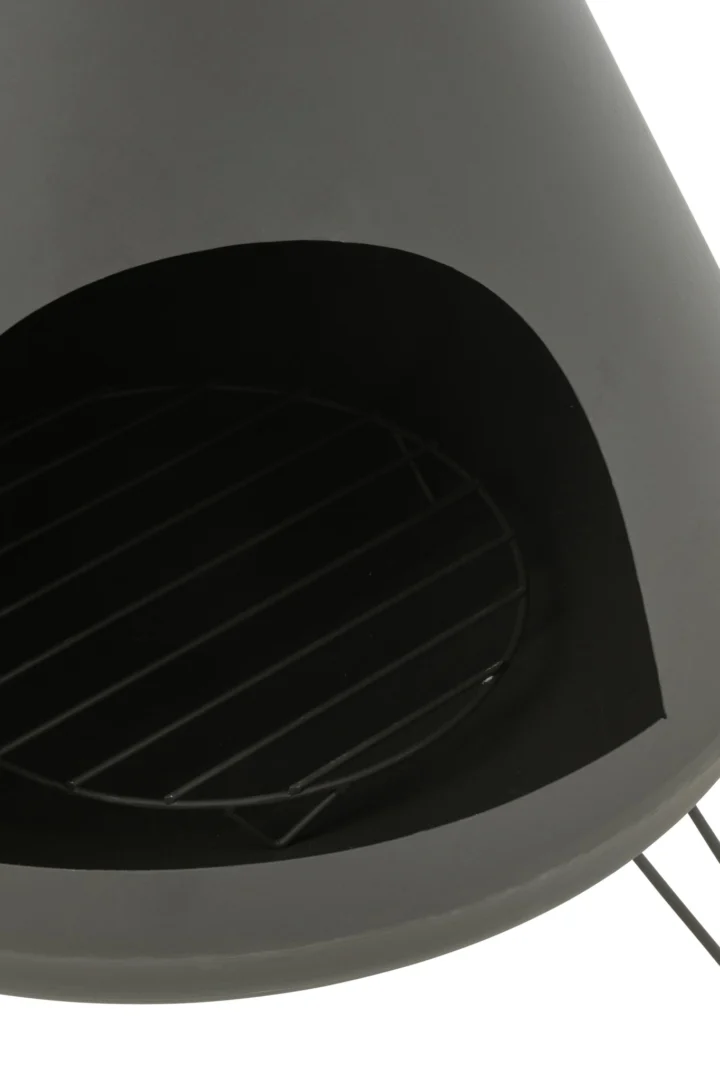 Zwarte Lunone metalen woonaccessoire met halfronde opening en rooster, stoer en slank design