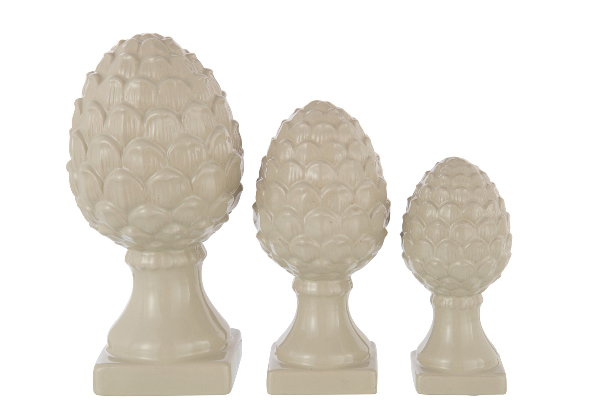 Woonaccessoire Zolvia porseleinen dennenappel op voet in beige met subtiele glans