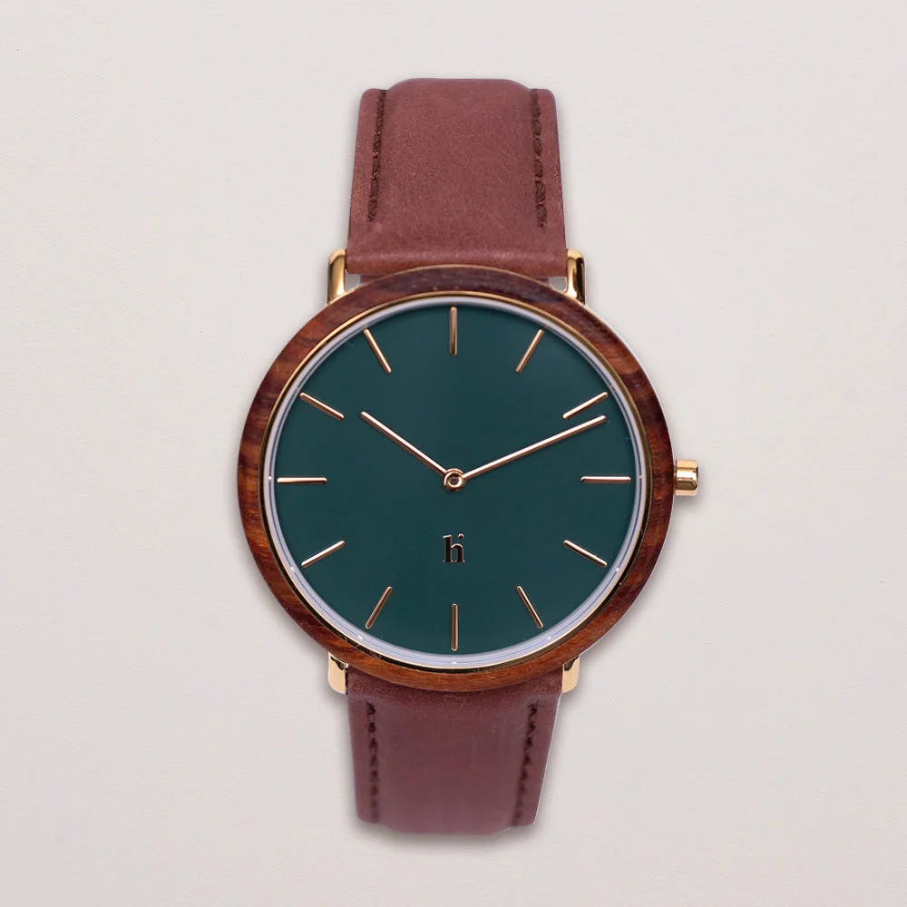 Horloge Karmine Walnoot Cognac met donkergroene wijzerplaat en bruine leren band