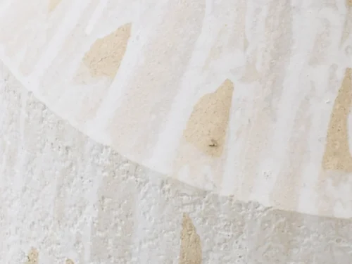Tunnero witte keramieken vloervaas met rustieke, stevige afwerking en hoge vorm, 75 cm