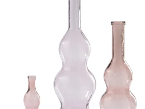Set van roze glazen vloervazen, waaronder hoge Stolu vloervaas H100 cm, slank en stijlvol design