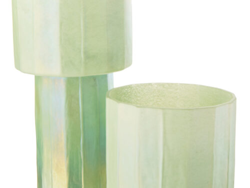 Vaas Vernor groen glas, slank 38 cm hoog met elegante transparante afwerking