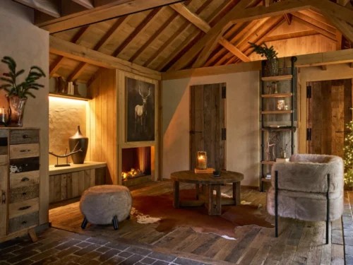 Bruine Koeienhuid Dantis 240x230 cm in warme, sfeervolle woonkamer met houten interieur