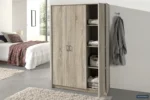 Kledingkast Ceiskun 117,5 cm in houtlook met open vakken en ruimte voor kleding en opbergmanden