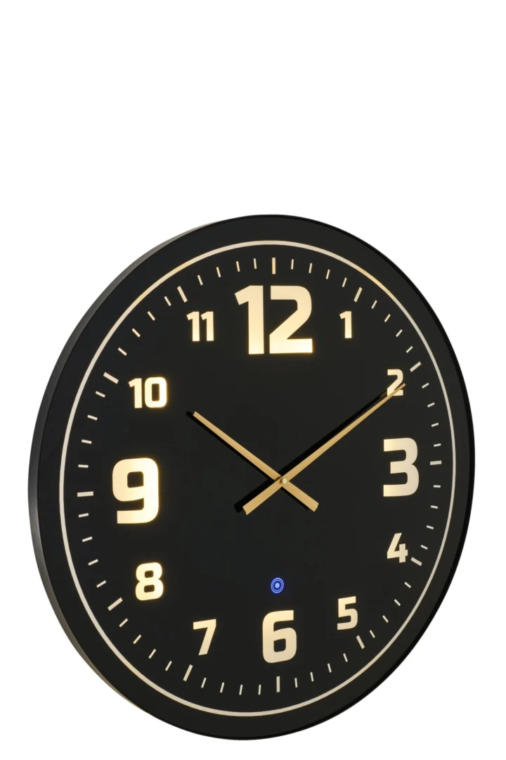 Wandklok Joorio Zwart met zwart frame, glazen front en gele LED-verlichting, moderne wanddecoratie