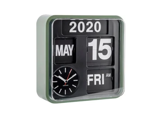 Karlsson Wandklok Trarona Zwart met retro display, tijd, dag, datum en analoge klok in groen-zwart design