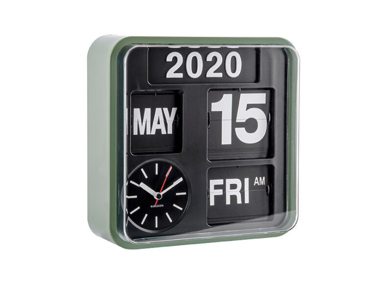 Karlsson Wandklok Trarona Zwart met retro display, tijd, dag, datum en analoge klok in groen-zwart design