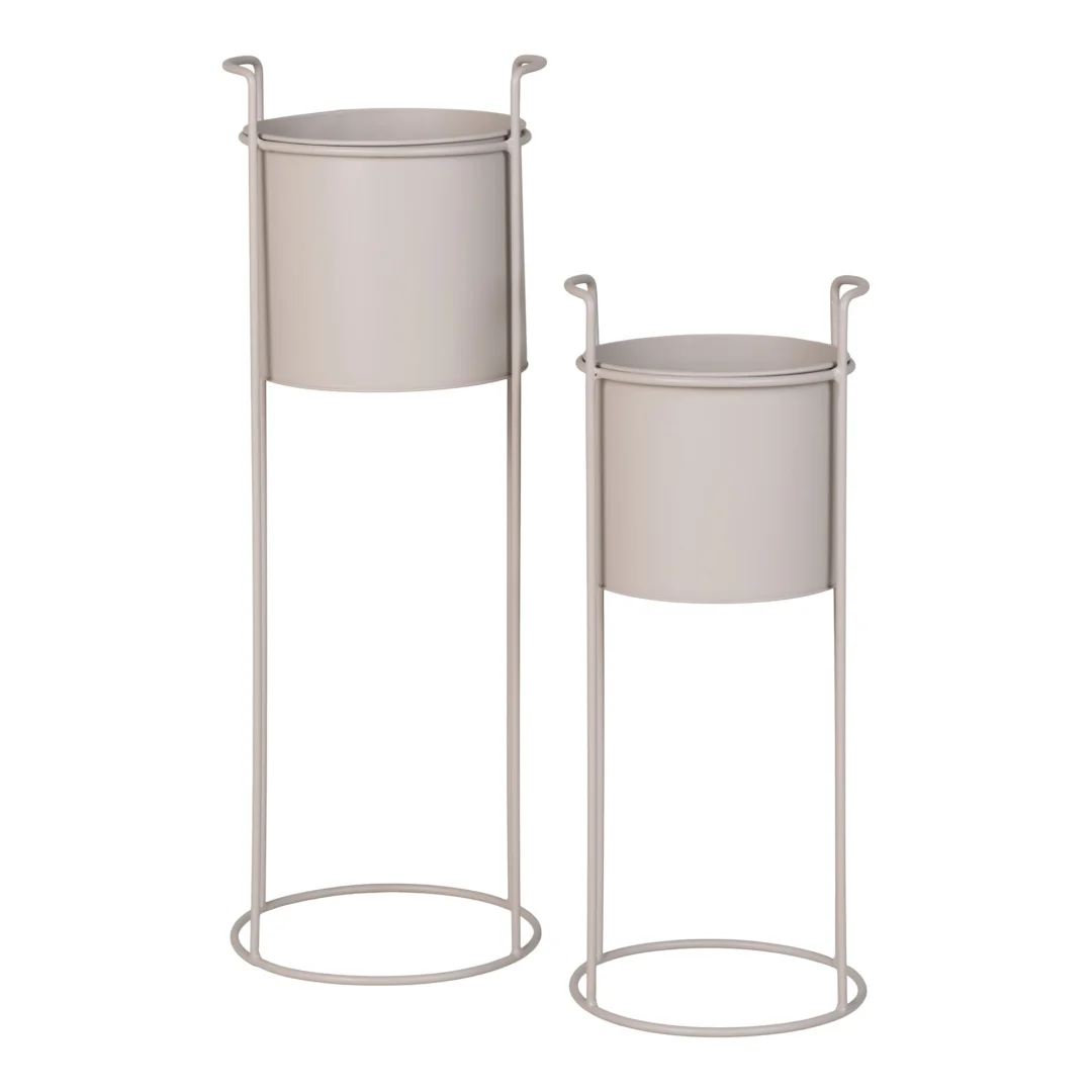 Set van 2 Murdis stalen bloempotten zandkleur, H50 cm, met slank standaardframe en handgrepen
