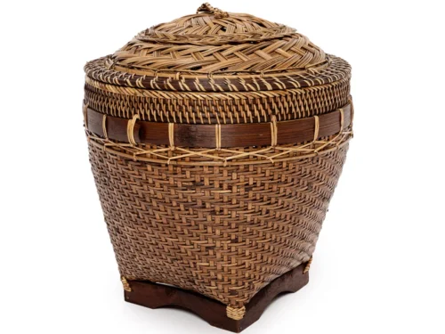 Opbergmand Bieska rotan naturel met deksel, handgevlochten structuur en warme bruine accenten