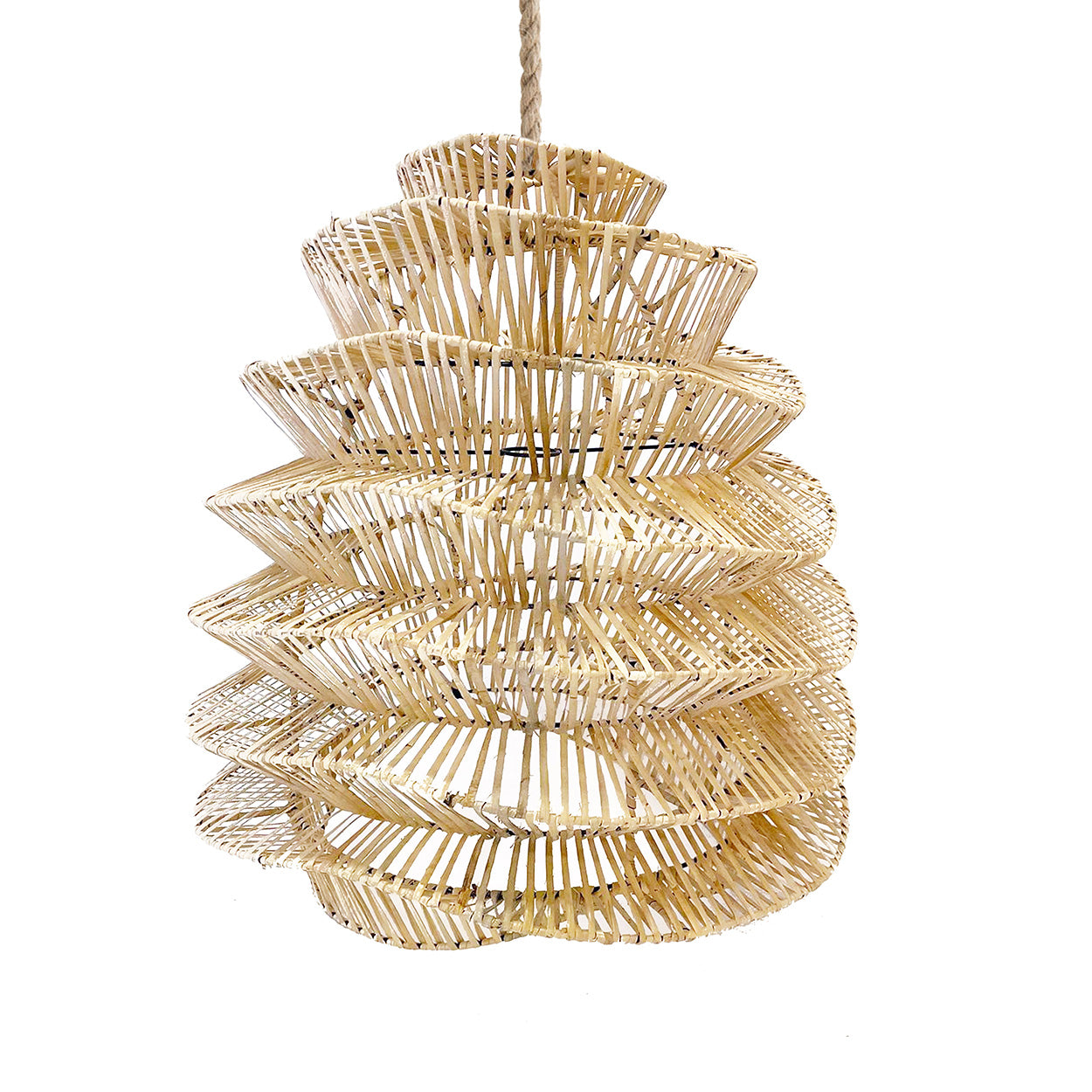 Decoratiehanger Klaullora Rotan Naturel, luchtige hanglamp met speels open rotan design in naturel tint