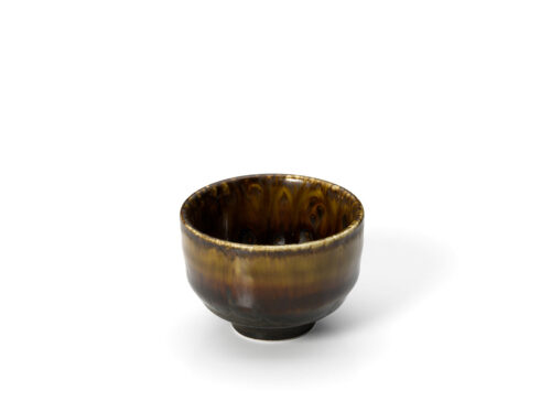 Merapi Cup bruine keramische theekop met warme glazuurvariaties en compact handzaam formaat