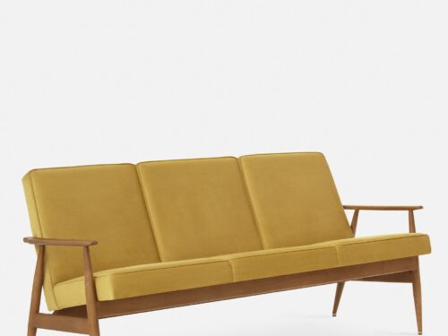 Klorura Velvet 3-zitsbank in mosterdgeel met houten frame en slanke armleuningen