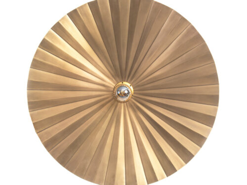 Wandlamp Ciellol messing met ronde, geribbelde metalen kap en elegante warme uitstraling