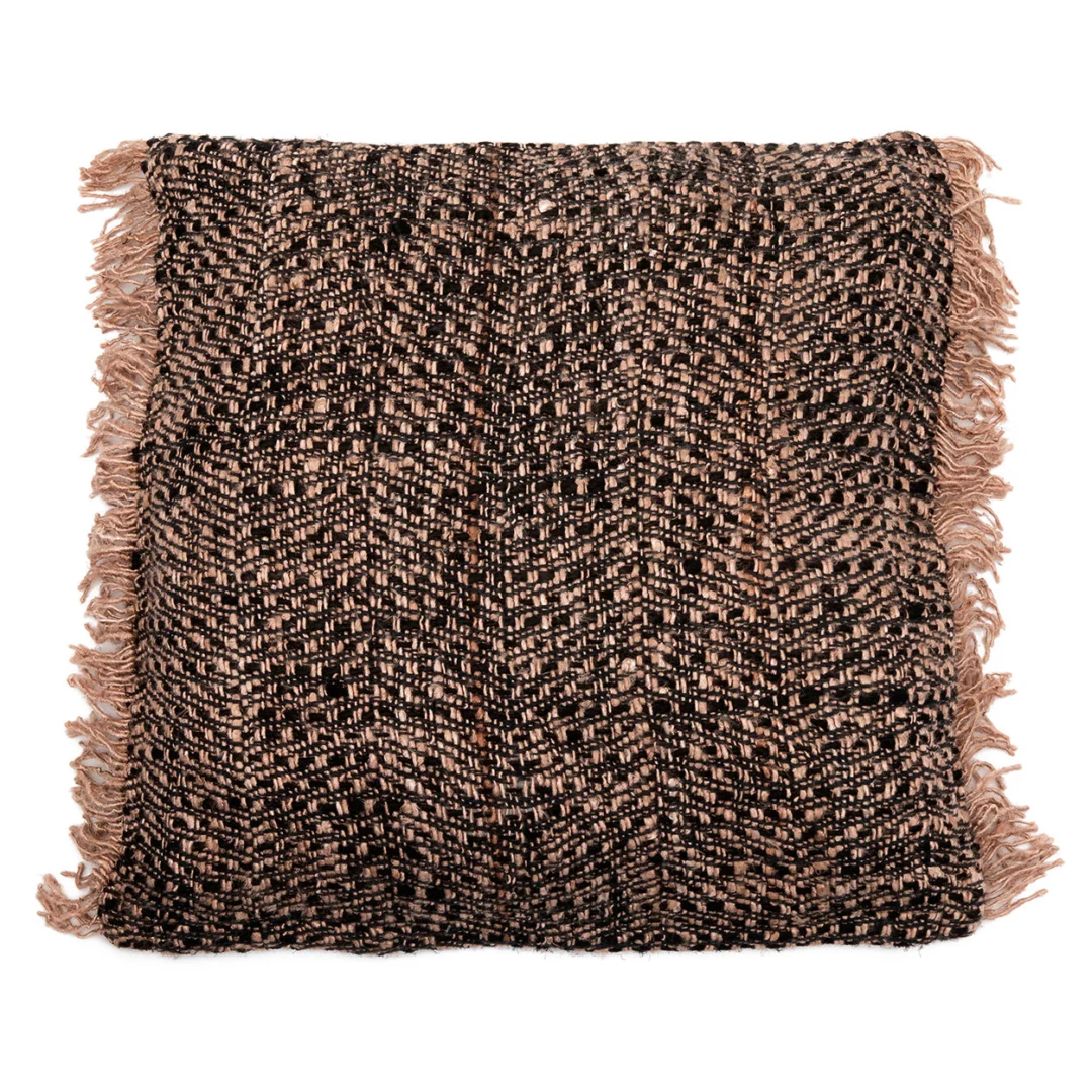Kussenhoes Cemmane zwart 60x60 cm met koperkleurig geweven patroon en franjes