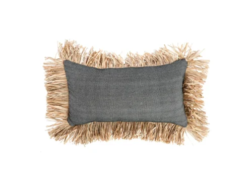 Kussenhoes Praarre Naturel 30x50 cm met zwart-witte stippen en raffiafranjes