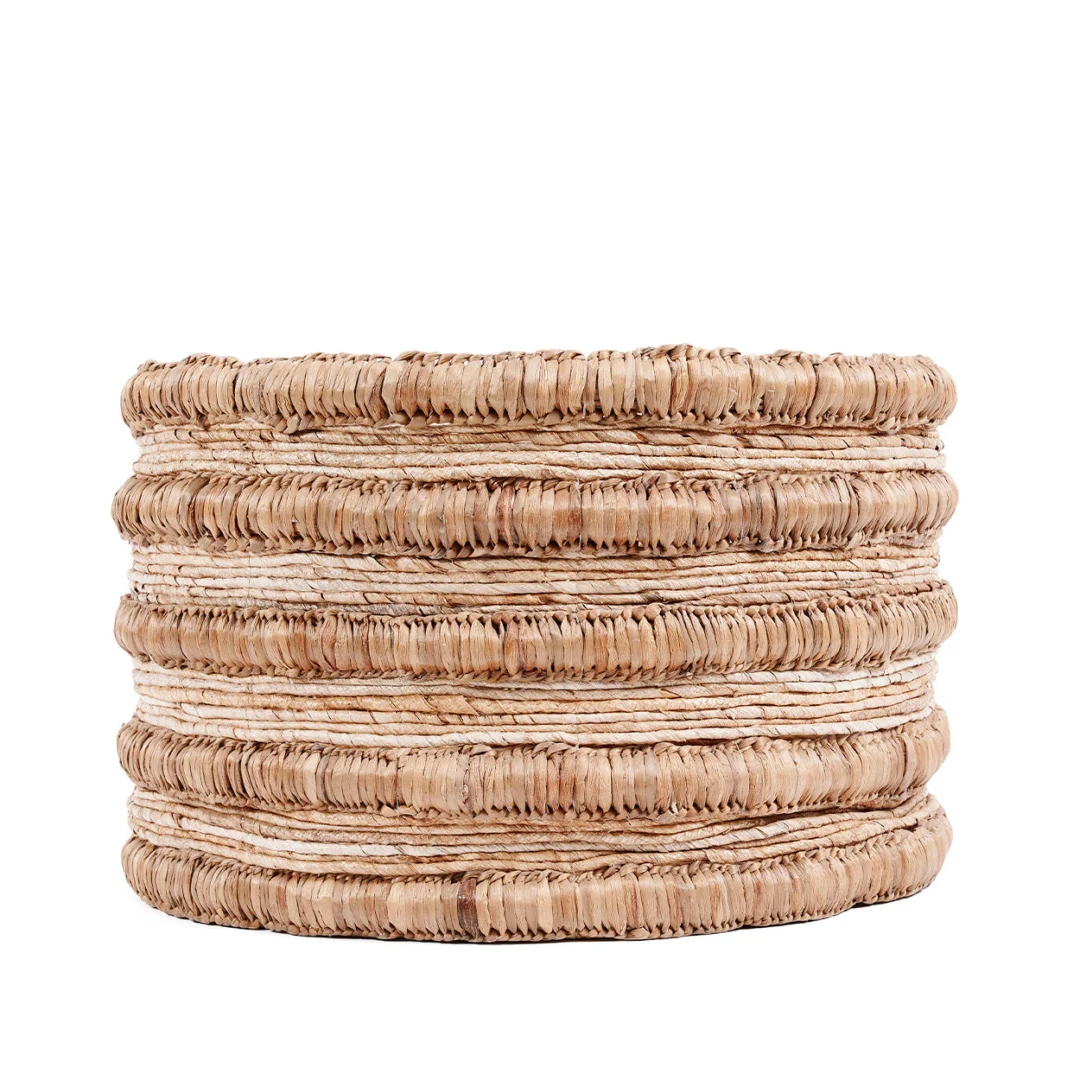 Mand Preidu waterhyacint naturel, handgemaakte ronde opbergmand in beige met gevlochten bananenblad details