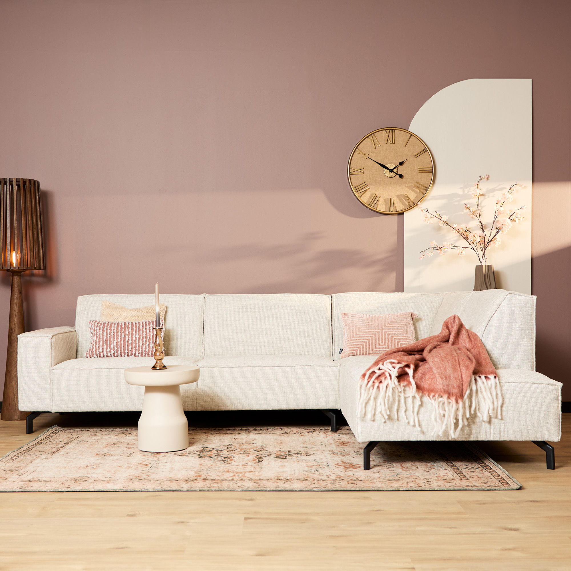 Bank Kaundand Beige