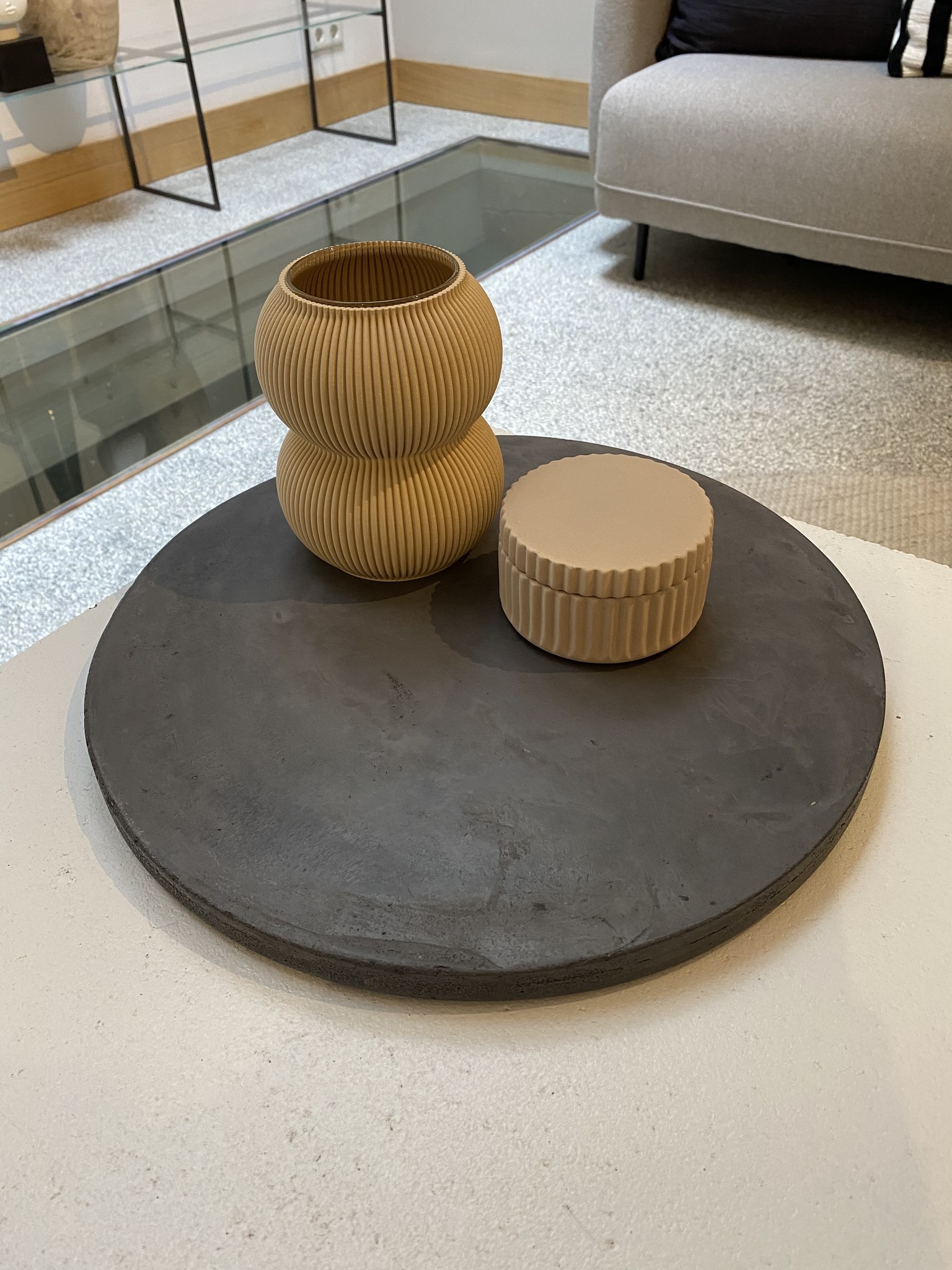 Vaas Faultond Beton Grijs Ø45 cm - Afbeelding 4