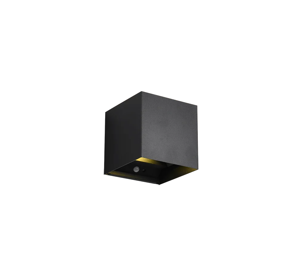 Douro matzwarte wandlamp met LED en bewegingssensor, compact kubusdesign voor buitenlicht