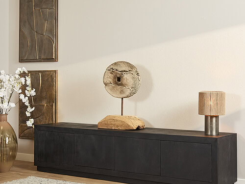 Zwart TV-meubel Stissar 200 cm van mangohout met strak, greeploos design in modern interieur