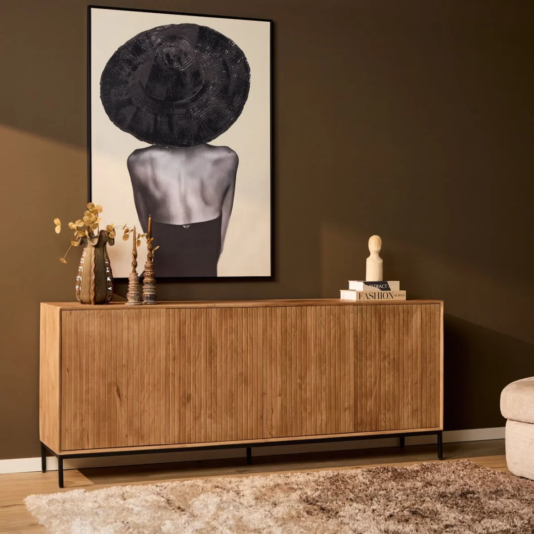 Dressoir Caanses Naturel 210 cm van mangohout met metalen onderstel in warme woonkamerstijl