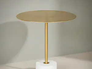 Bijzettafel Sarvulmira messing 51 x 52 cm rond marmer