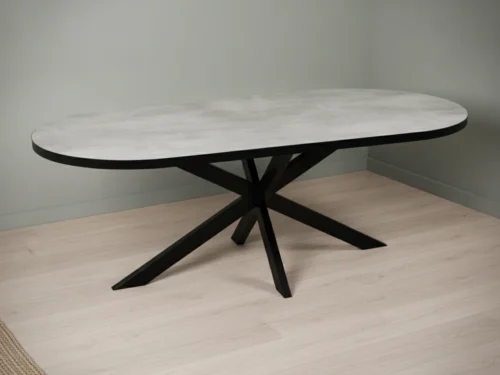 Eettafel Xavubrisa 180 x 100 cm ovaal zwart