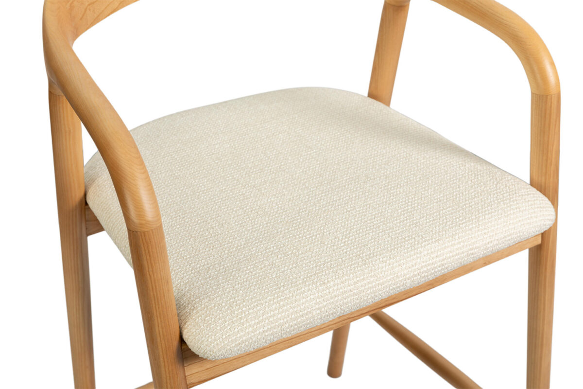 Counterstoel Cannes Met armleuning naturel beige stof Japandi – foto 15