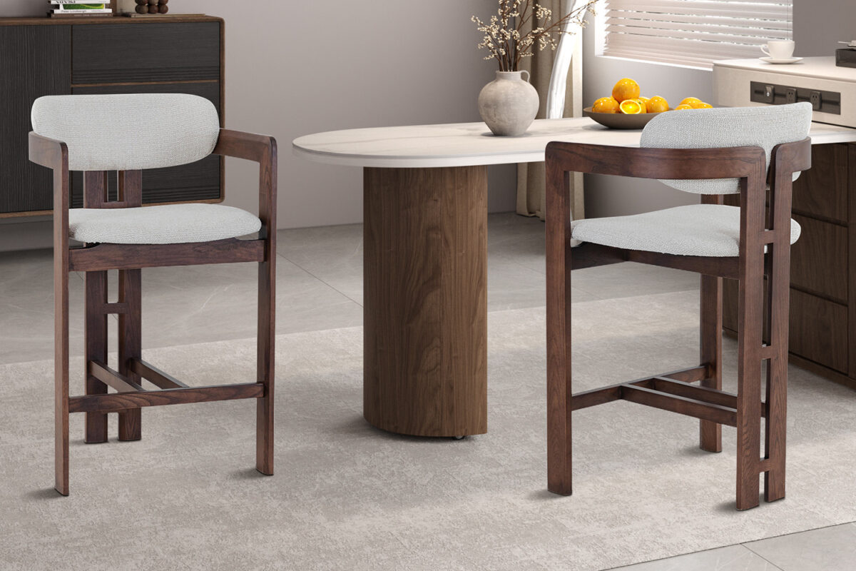 Barstoel Siena Met armleuning walnoot beige stof Japandi