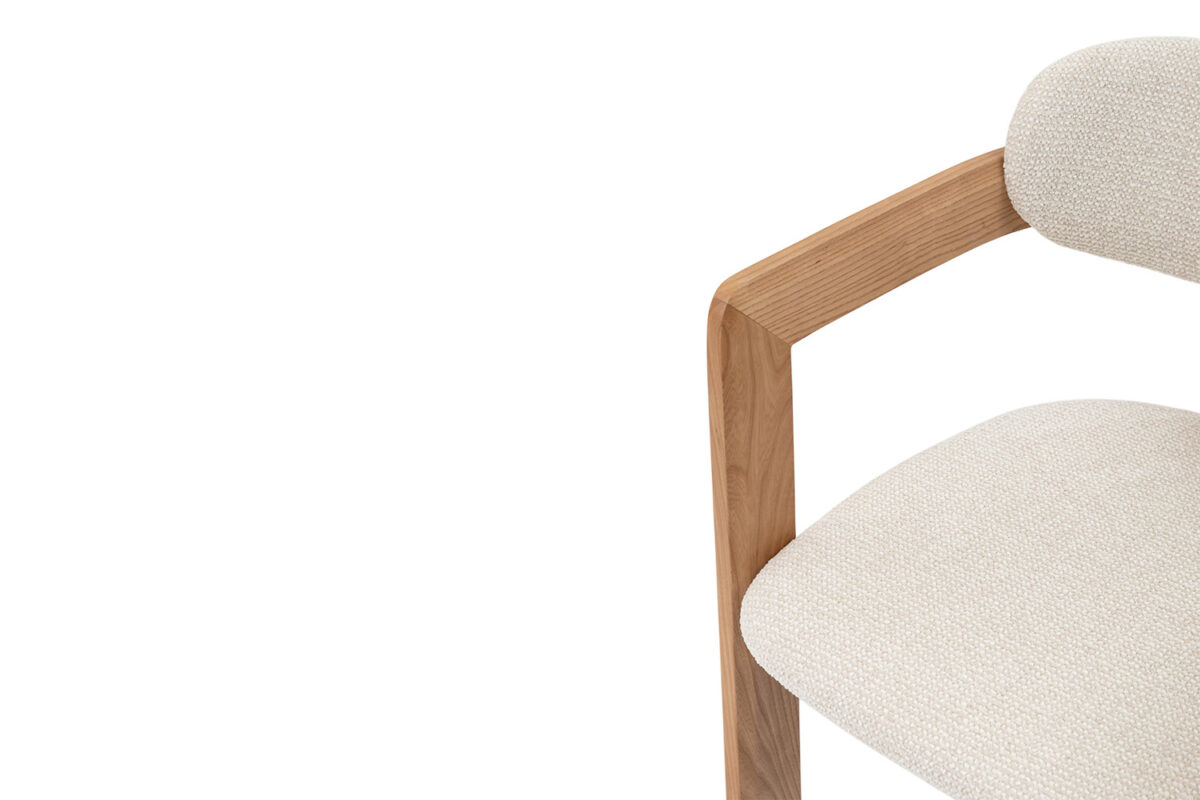 Eetkamerstoel Siena Met armleuning naturel beige stof Japandi – foto 20