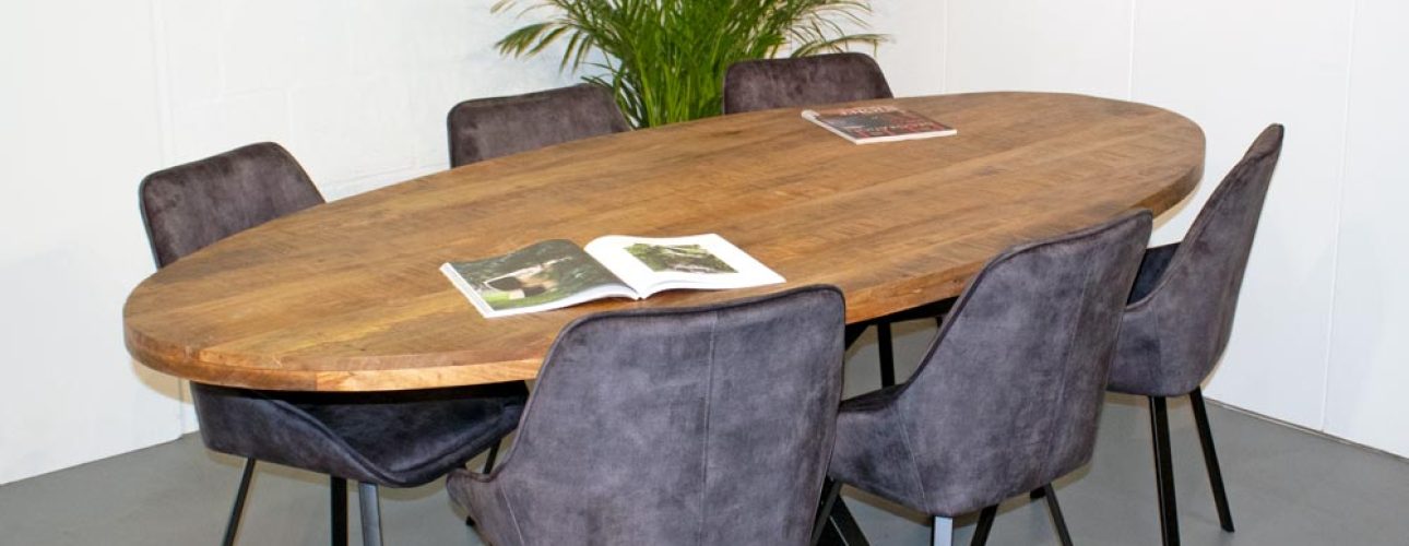 ovale eettafel